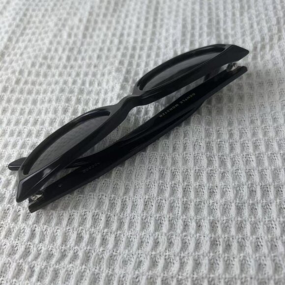 NO.683 NEW GENTLE MONSTER Rococo 01 Black Sunglasses Authentic - Picture 9 of 10